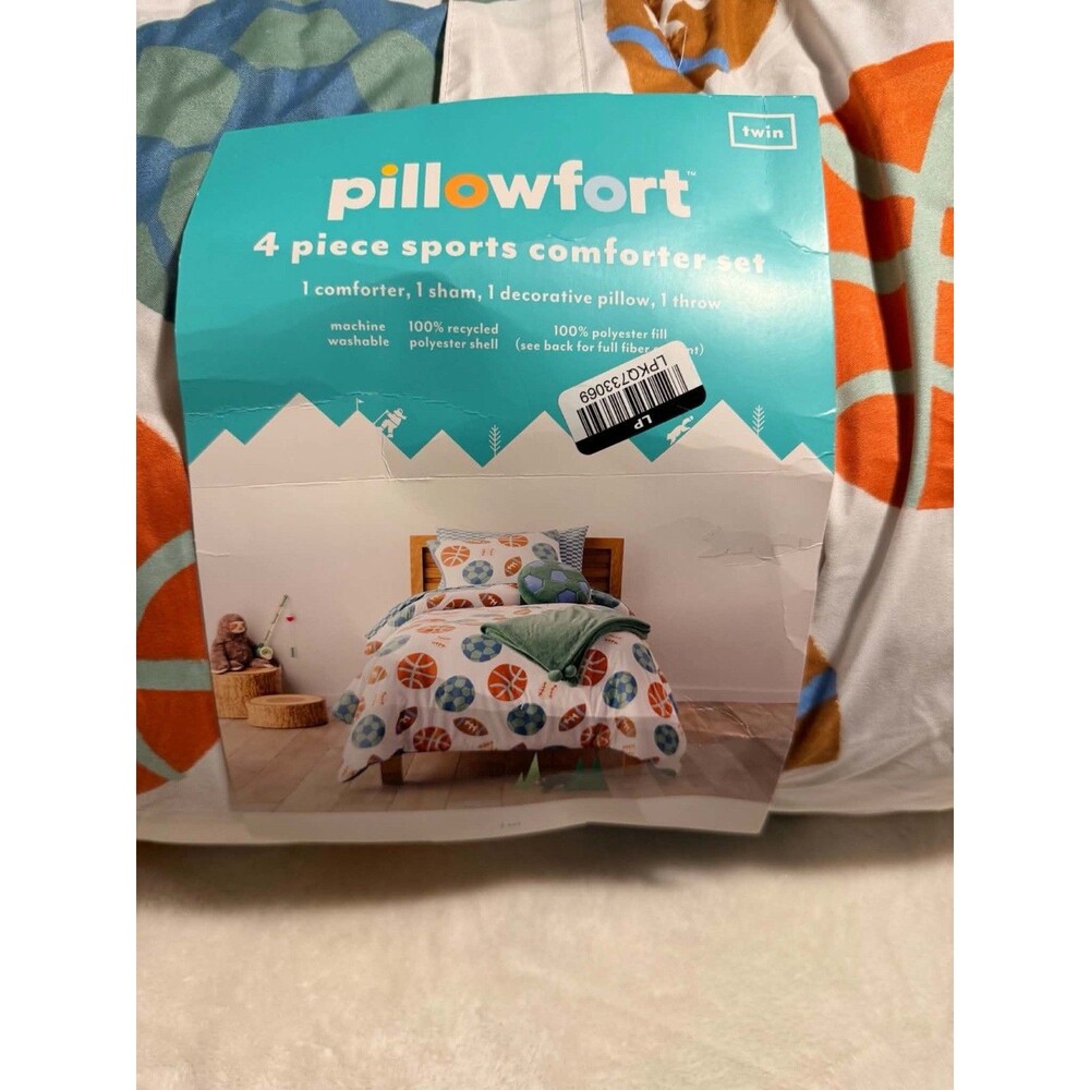 Pillowfort Sports Twin Comforter New Kids Boys Sports Bedding